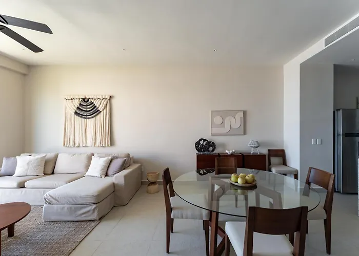 Eeb Ti Kaan - Luxury Oceanfront Residences