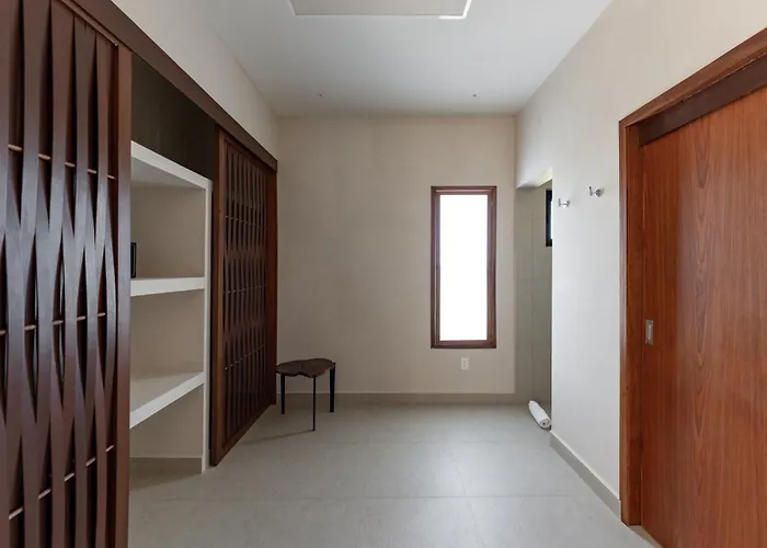 Eeb Ti Kaan - Luxury Oceanfront Residences Apartahotel