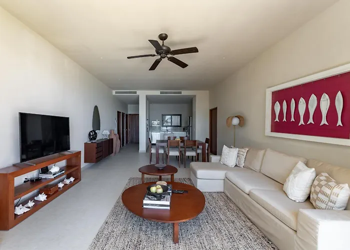 Eeb Ti Kaan - Luxury Oceanfront Residences Apartahotel