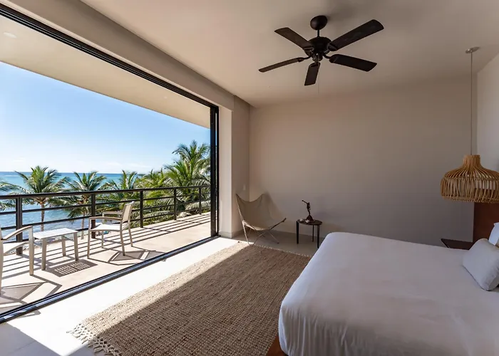 Eeb Ti Kaan - Luxury Oceanfront Residences